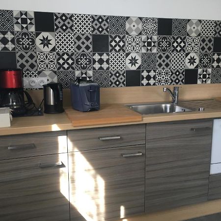 Appartement T2 Independant Dans Maison Pugny-Chatenod Εξωτερικό φωτογραφία