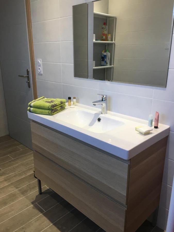 Appartement T2 Independant Dans Maison Pugny-Chatenod Εξωτερικό φωτογραφία