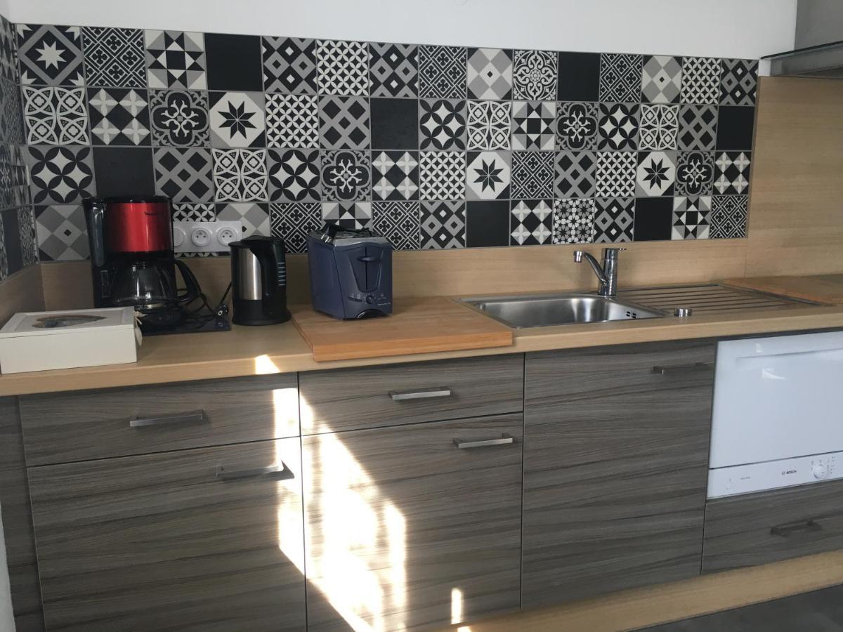 Appartement T2 Independant Dans Maison Pugny-Chatenod Εξωτερικό φωτογραφία