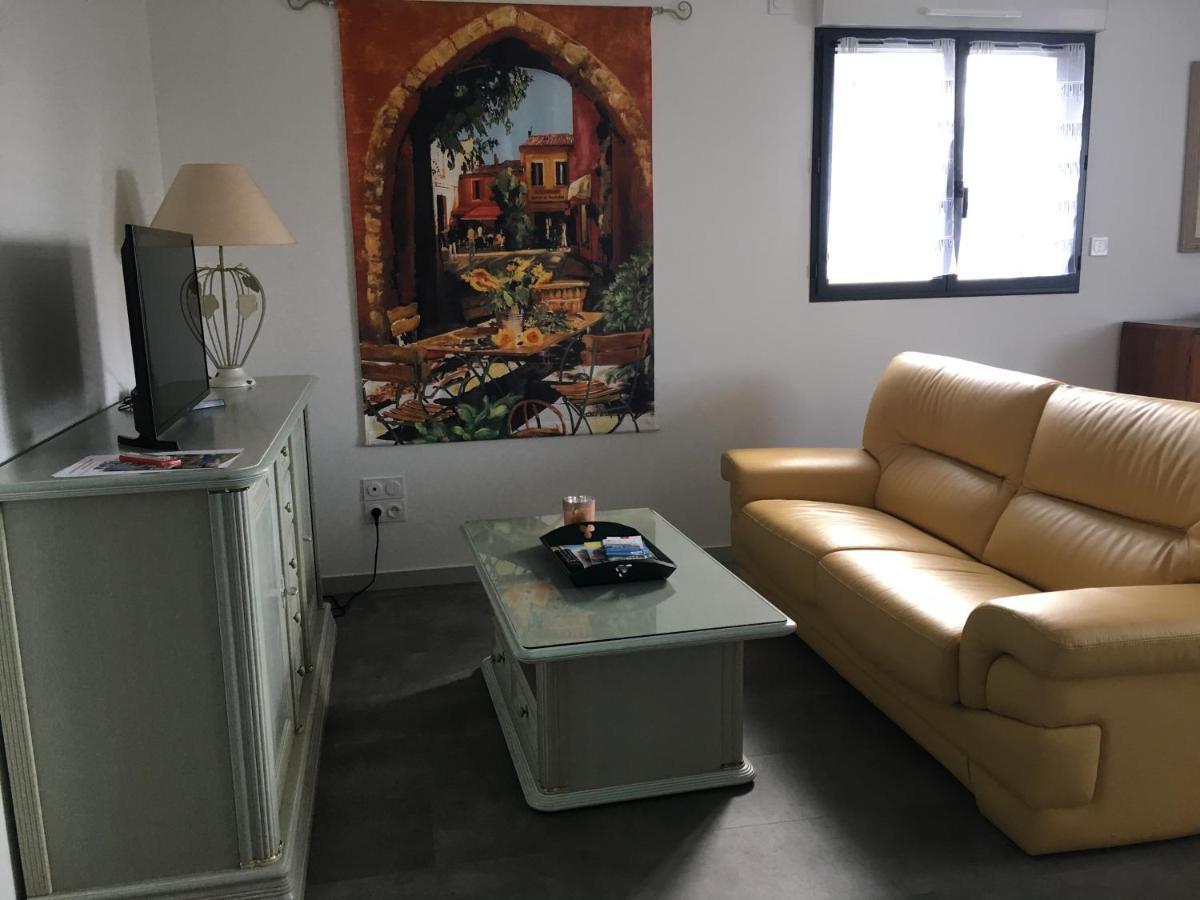 Appartement T2 Independant Dans Maison Pugny-Chatenod Εξωτερικό φωτογραφία